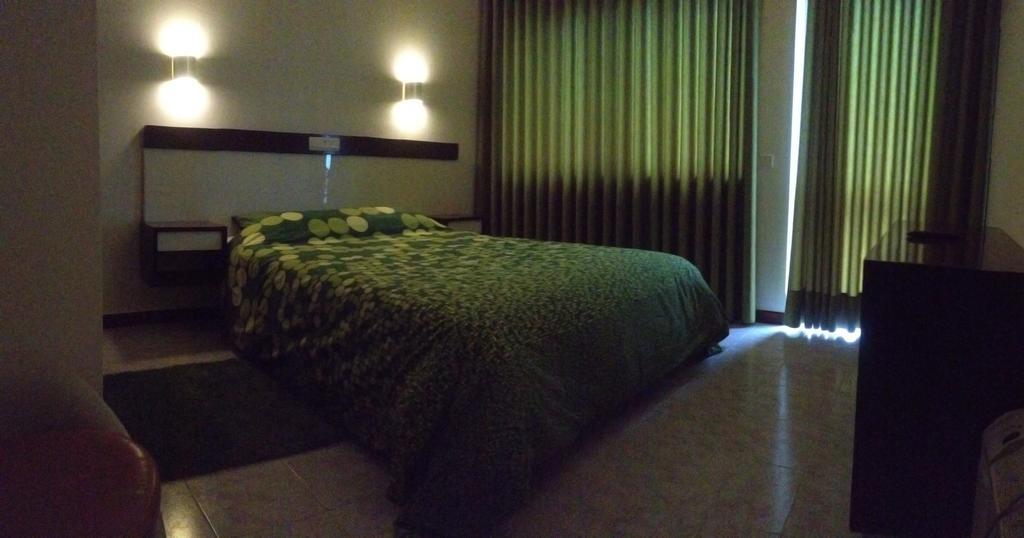 Hotel Teimoso Figueira da Foz Rum bild